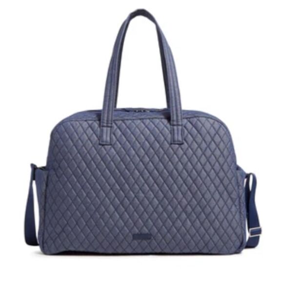 Vera Bradley Handbags - Vera Bradley Denim Moonlight Navy Quilted Grand Traveler Bag